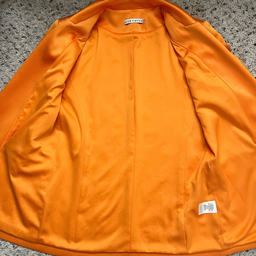 Alice + Olivia Women’s Orange Denny Notch Collar Boyfriend Blazer Silk Size 4 - Picture 15 of 17